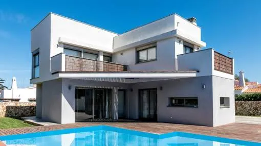 Modern villa with tourist licence in Cala Blanca Modern villa with tourist licence in Cala Blanca